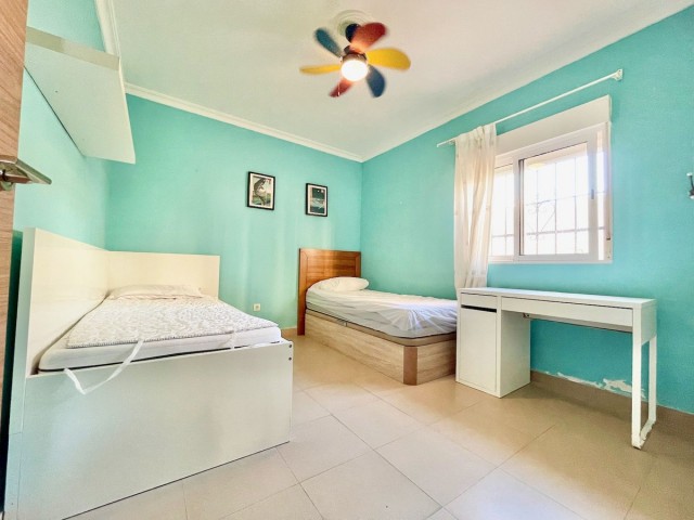 Villa avec 5 Chambres  à Fuengirola
