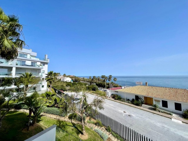 Appartement avec 3 Chambres  à Mijas