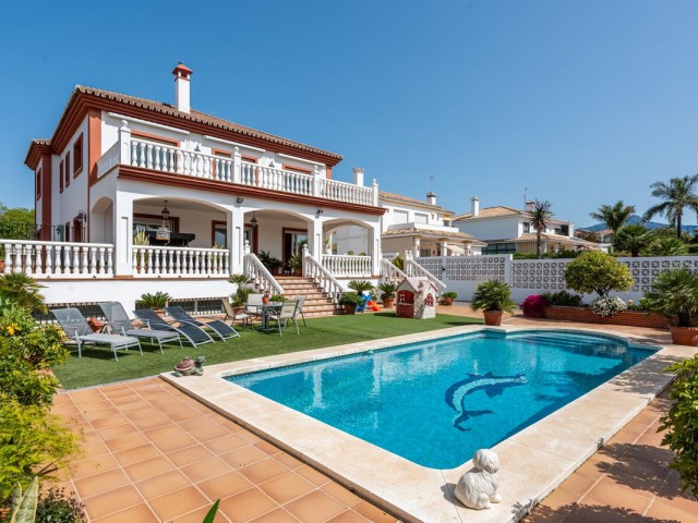 6 Makuuhuoneen Huvila San Pedro de Alcántara