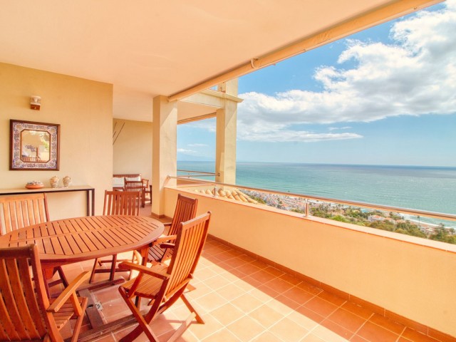 Appartement avec 3 Chambres  à Manilva
