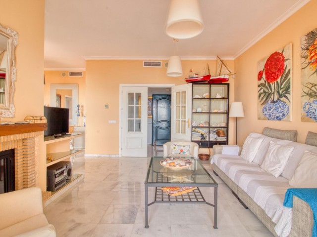 Appartement avec 3 Chambres  à Manilva