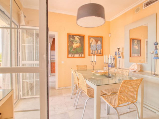 Appartement avec 3 Chambres  à Manilva