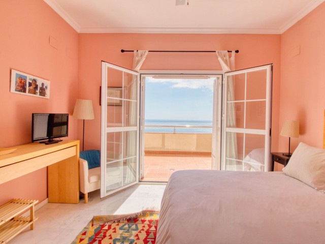 Appartement avec 3 Chambres  à Manilva