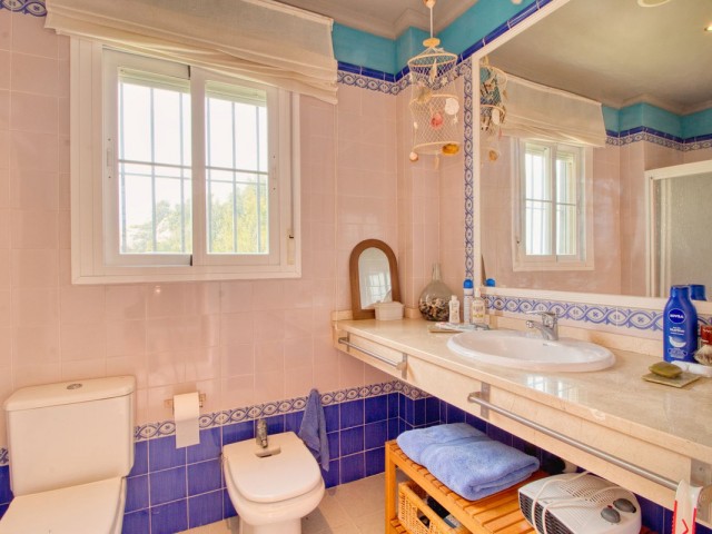 Appartement avec 3 Chambres  à Manilva