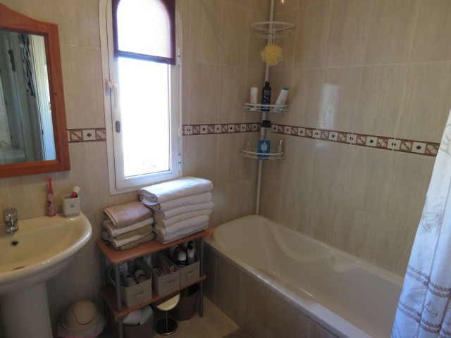 Huvila, Alhaurín el Grande, R5037229