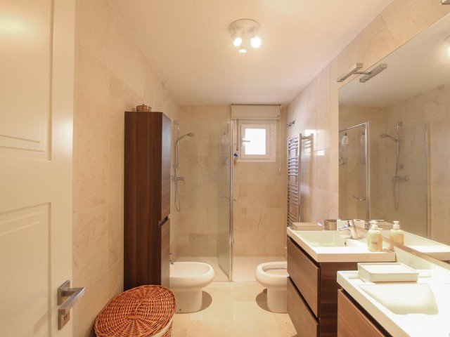 Appartement, Guadalmina Alta, R5040325