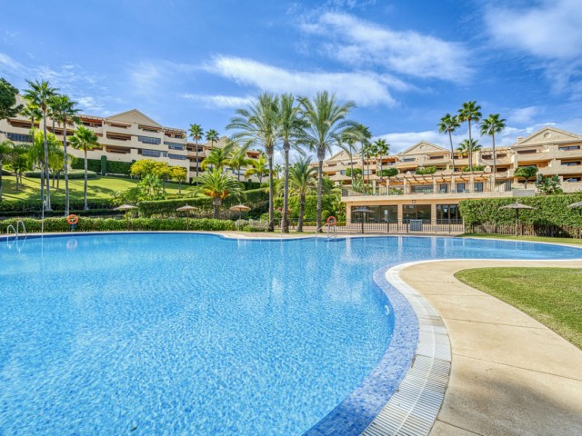 Apartment, Benahavis, R5049574