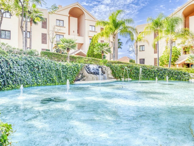 Apartment, Benahavis, R5049574