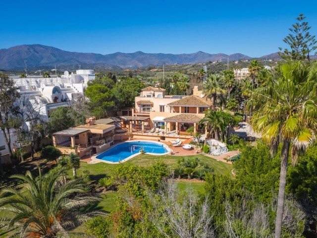 Huvila New Golden Mile - R4677691