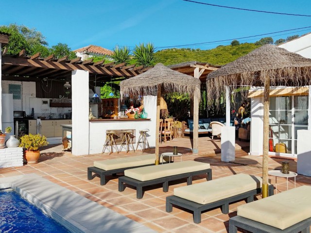 Villa avec 4 Chambres  à Alhaurín el Grande