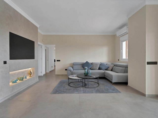 9 Bedrooms Villa in Benalmadena