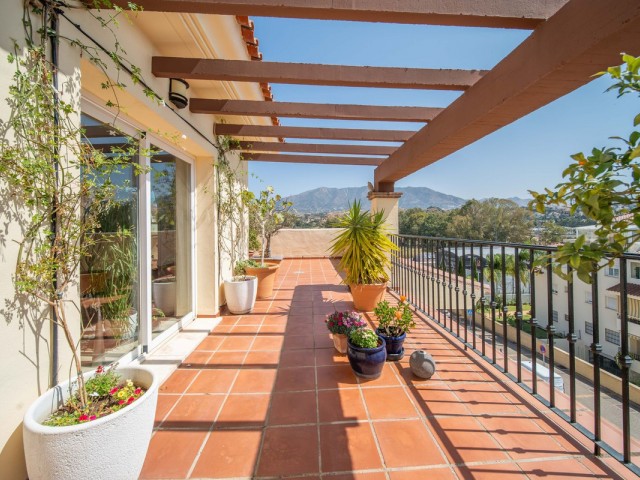 Ático con 3 Dormitorios  en La Cala Hills