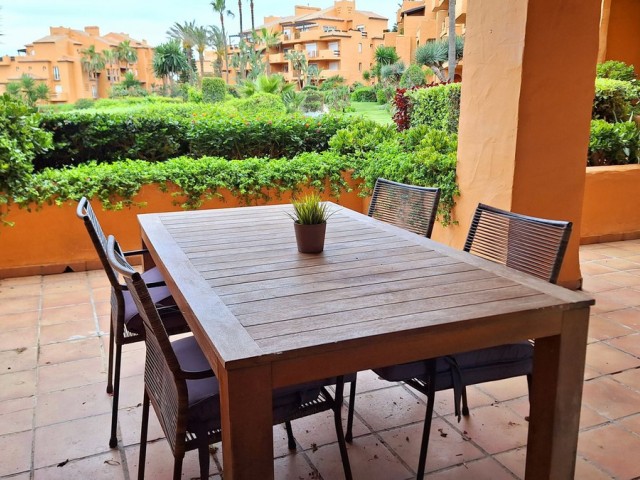 2 Schlafzimmer Apartment in La Duquesa