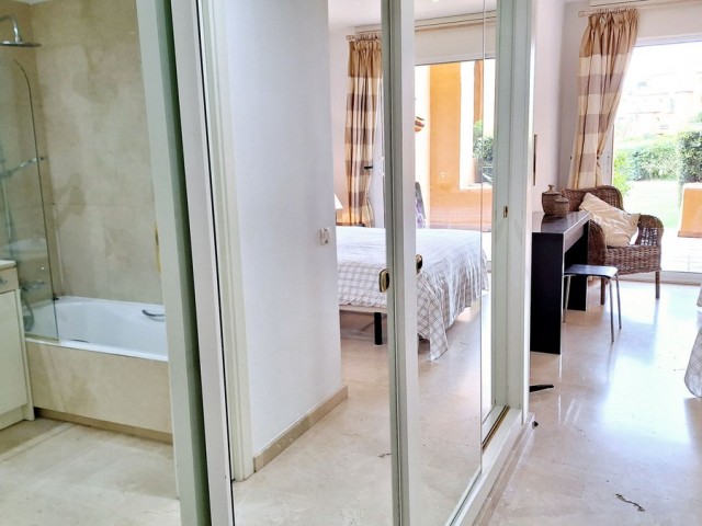 2 Schlafzimmer Apartment in La Duquesa