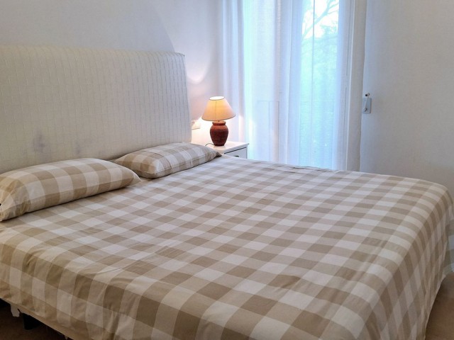 2 Schlafzimmer Apartment in La Duquesa