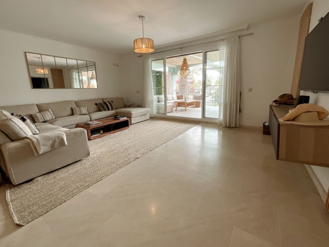 Apartment, Sotogrande Marina, R5061631