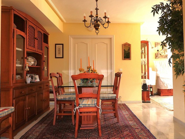 4 Schlafzimmer Apartment in Bel Air