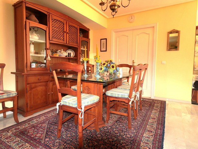 4 Schlafzimmer Apartment in Bel Air
