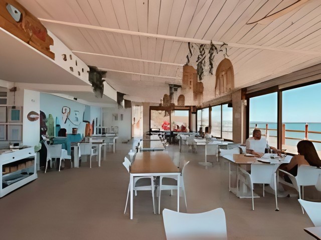 3 Bedrooms Villa in Estepona