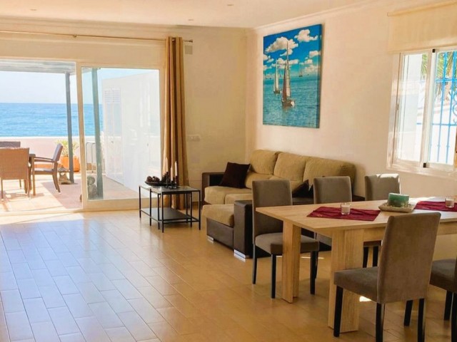 3 Bedrooms Villa in Estepona