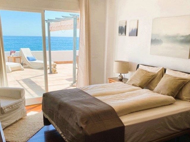 3 Bedrooms Villa in Estepona