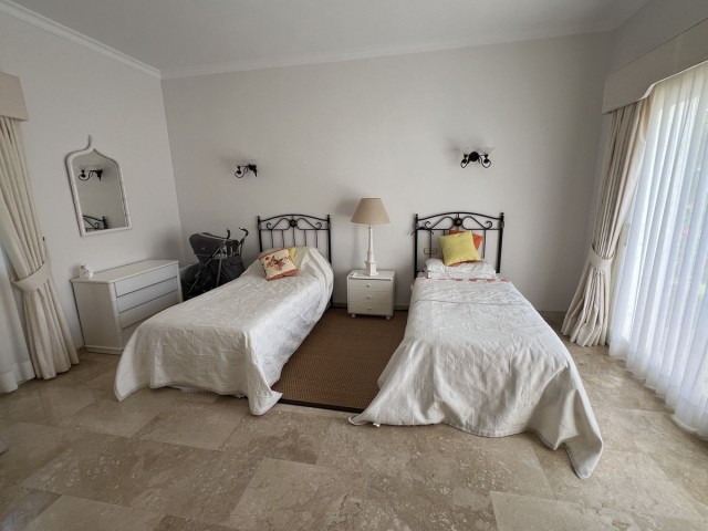 3 Bedrooms Townhouse in El Paraiso