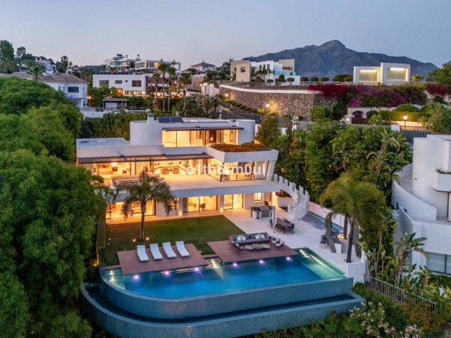 6 Bedrooms Villa in La Quinta