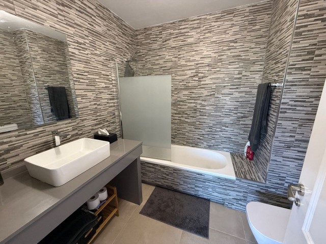 5 Slaapkamer Rijtjeshuis in Artola