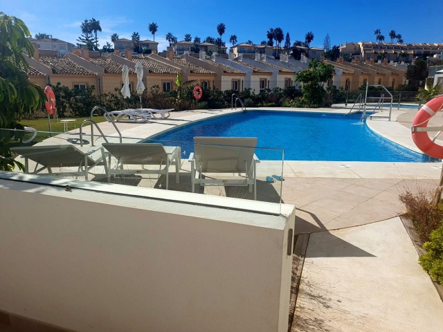 Appartement avec 3 Chambres  à Mijas