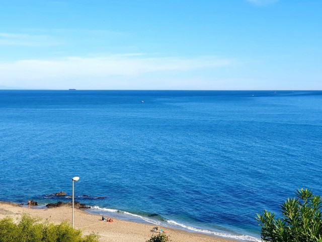 Appartement avec 3 Chambres  à Mijas