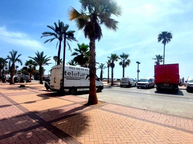 Commercial in Los Boliches