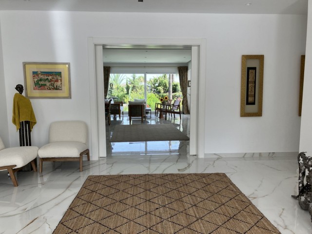 6 Soveroms Villa i Puerto Banús