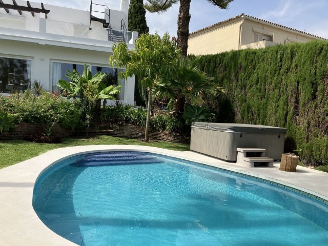 6 Soveroms Villa i Puerto Banús