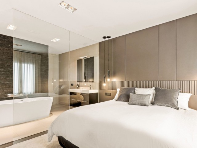 2 Bedrooms Apartment in Puerto Banús
