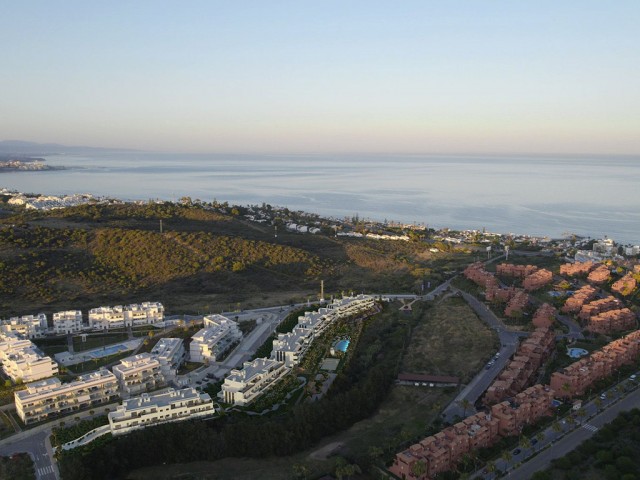 3 Bedrooms Apartment in Estepona