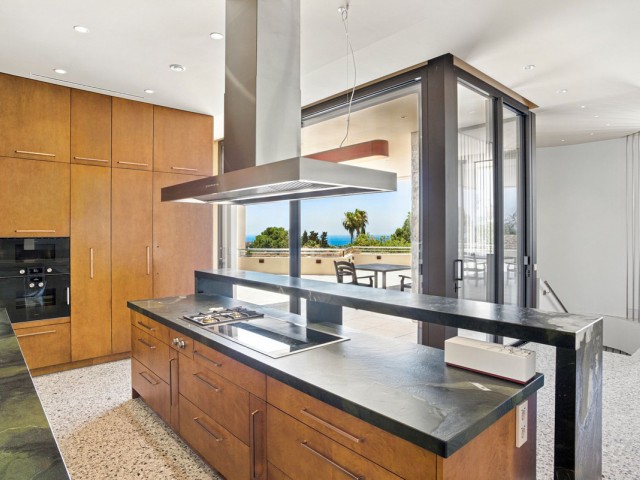 Villa avec 5 Chambres  à Elviria
