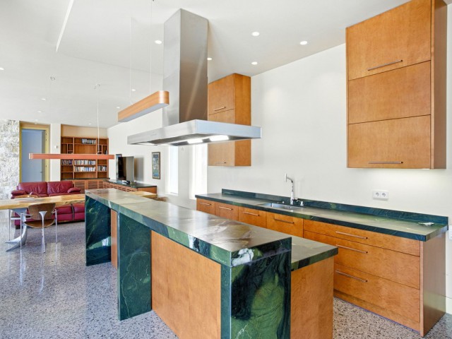Villa avec 5 Chambres  à Elviria