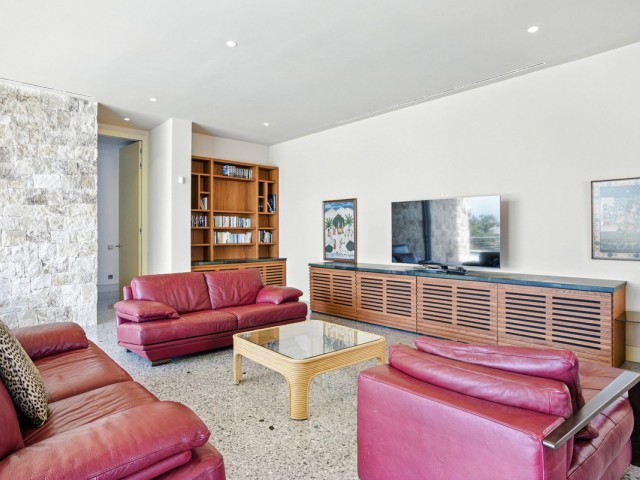 Villa avec 5 Chambres  à Elviria