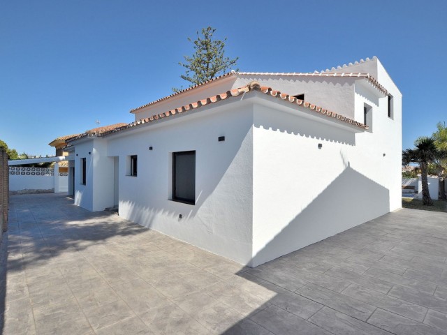Villa avec 5 Chambres  à El Coto
