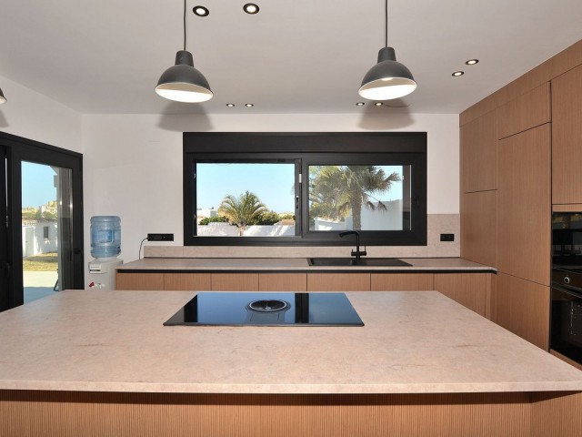 Villa avec 5 Chambres  à El Coto