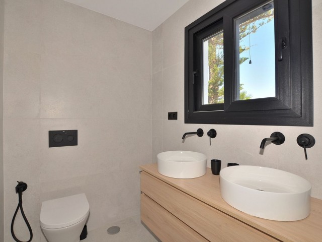 Villa avec 5 Chambres  à El Coto