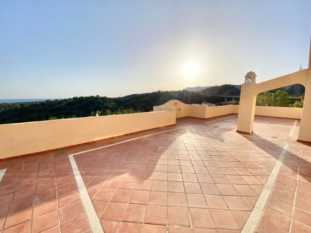 Appartement avec 3 Chambres  à Elviria