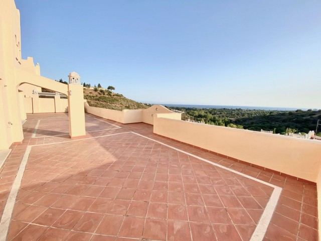 Appartement avec 3 Chambres  à Elviria