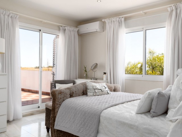 4 Bedrooms Villa in La Cala de Mijas