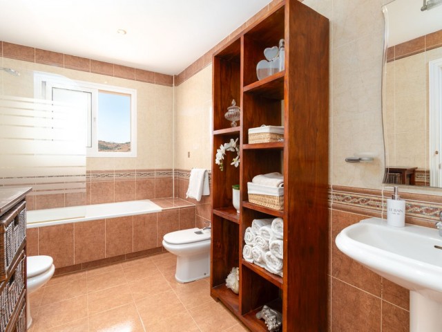 4 Bedrooms Villa in La Cala de Mijas