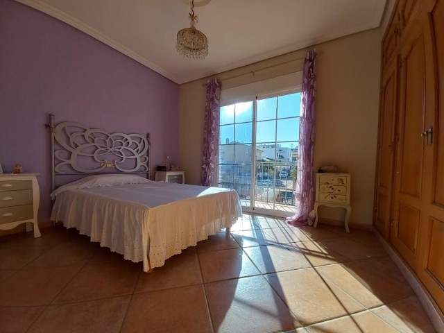 5 Bedrooms Villa in San Pedro de Alcántara