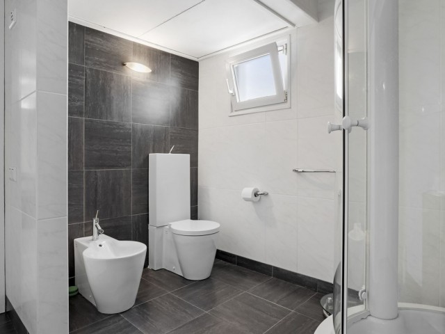 Appartement avec 2 Chambres  à Puerto Banús
