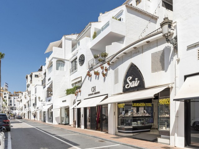 Appartement avec 2 Chambres  à Puerto Banús