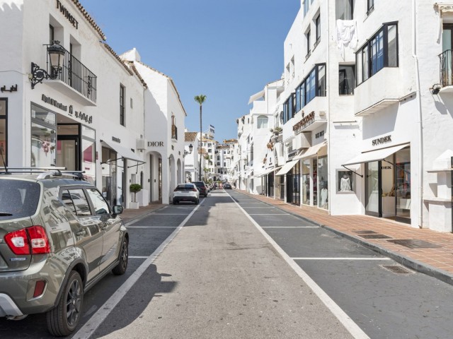 Appartement avec 2 Chambres  à Puerto Banús
