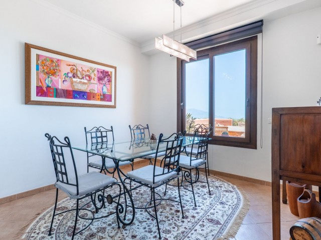 3 Bedrooms Apartment in La Mairena